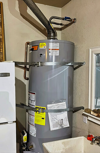 https://northfremantlehotwater.com.au/uploads/2025/06/electric-hot-water-system-58767.jpg