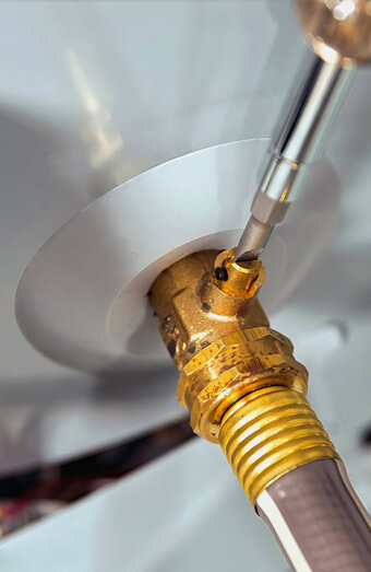 https://northfremantlehotwater.com.au/uploads/2025/06/gas-hot-water-system-23833.jpg