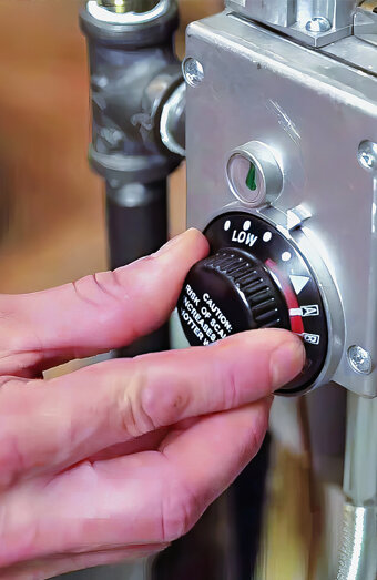 https://northfremantlehotwater.com.au/uploads/2025/06/hot-water-installs-57724.jpg