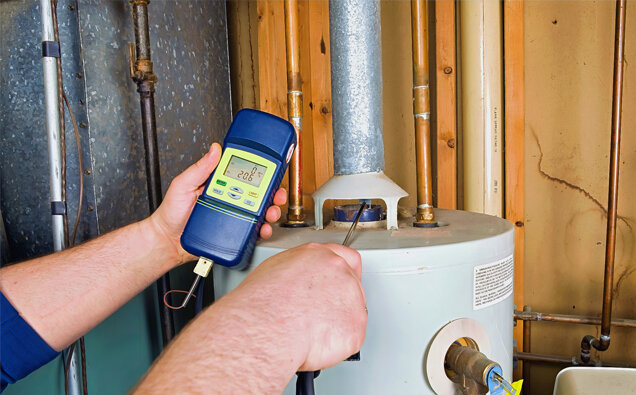 https://northfremantlehotwater.com.au/uploads/2025/06/hot-water-servicing-37677.jpg