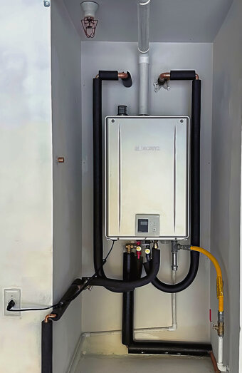 https://northfremantlehotwater.com.au/uploads/2025/06/thermostatic-water-systems-92621.jpg